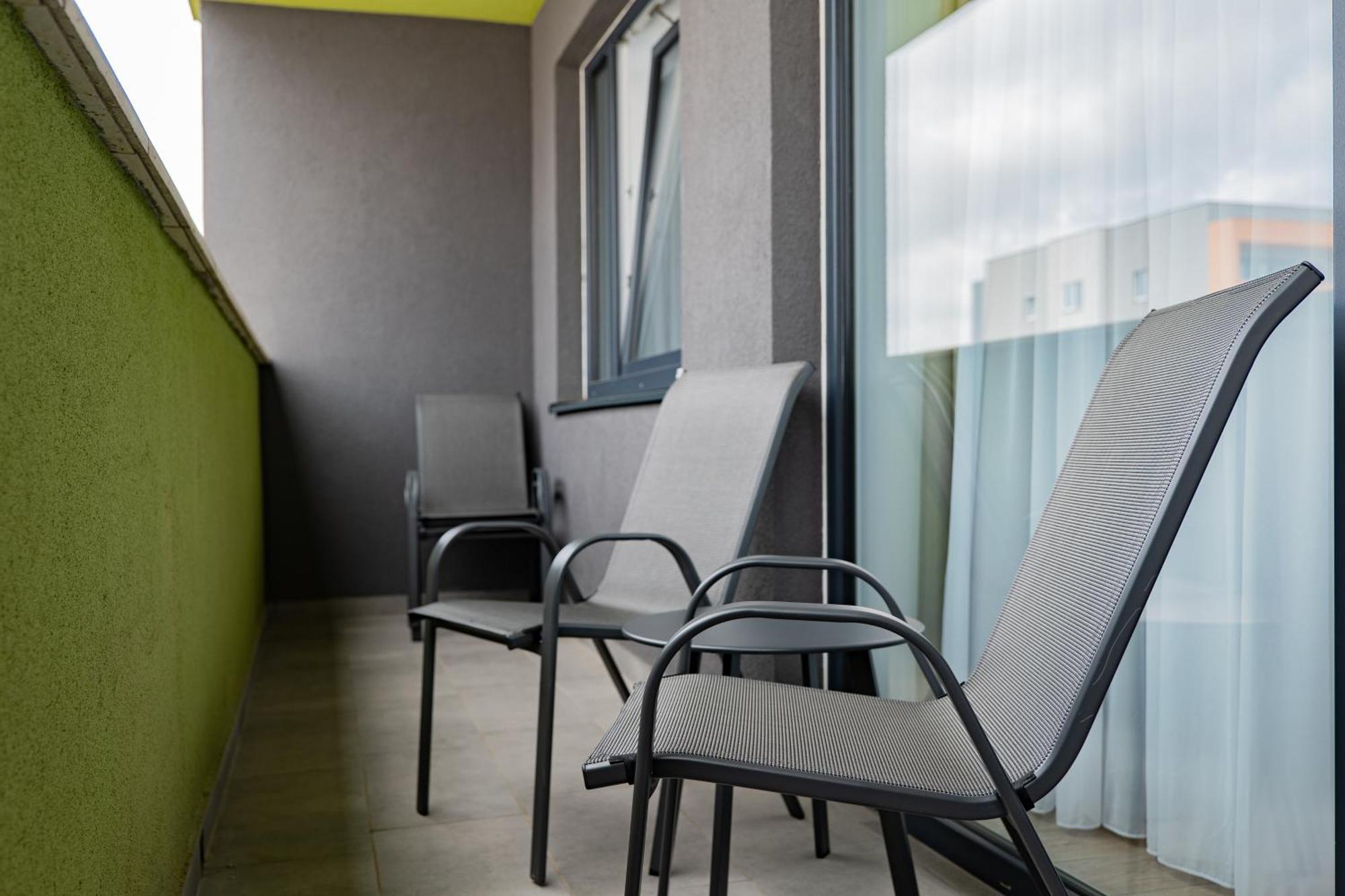 Denis Premium Suite Oradea Exterior foto