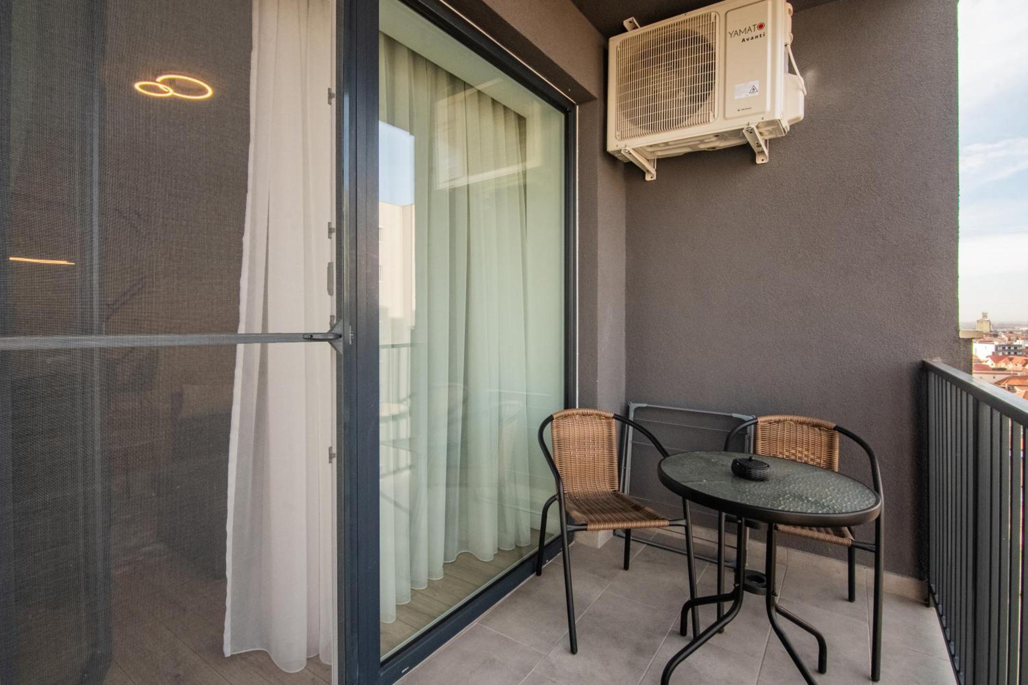 Denis Premium Suite Oradea Exterior foto